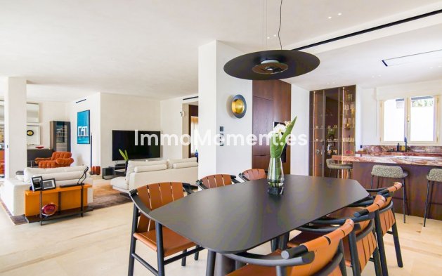 Bestaande woning - Vrijstaande villa - Marbella - Las Chapas