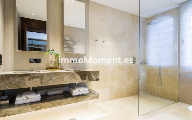 Bestaande woning - Vrijstaande villa - Marbella - Las Chapas