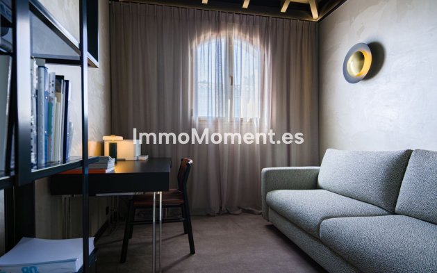 Bestaande woning - Vrijstaande villa - Marbella - Las Chapas