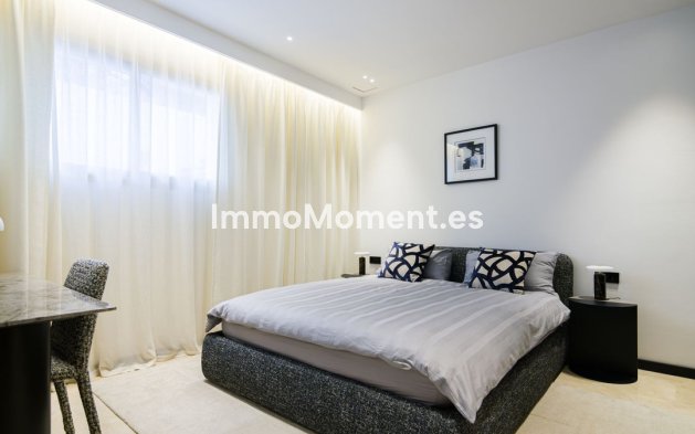 Bestaande woning - Vrijstaande villa - Marbella - Las Chapas