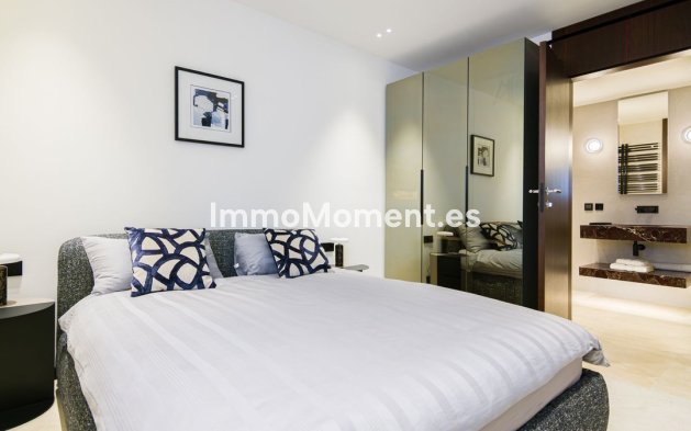 Bestaande woning - Vrijstaande villa - Marbella - Las Chapas