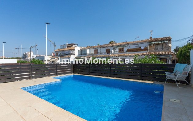 Bestaande woning - Rijtjeshuis - Torrevieja - Torrevieja Centro