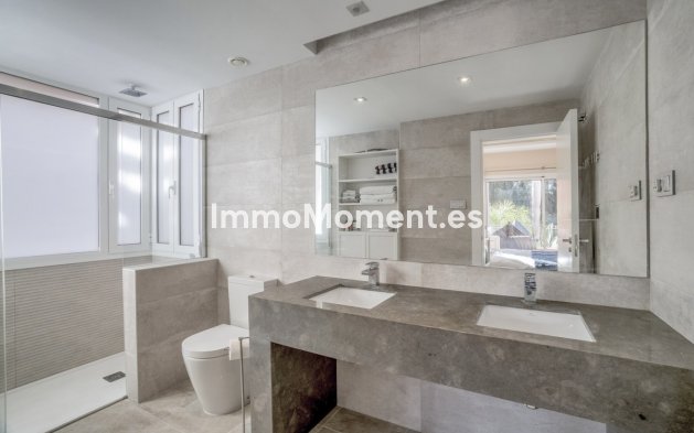 Wiederverkauf - Wohnung - Marbella - Nueva Andalucía