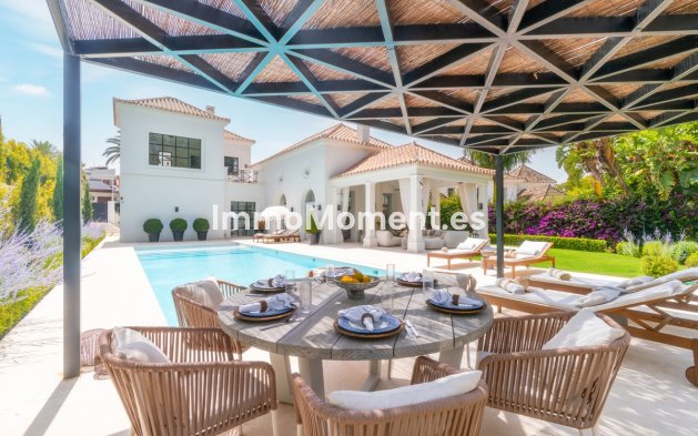 Resale - Detached villa - Marbella - Nueva Andalucía