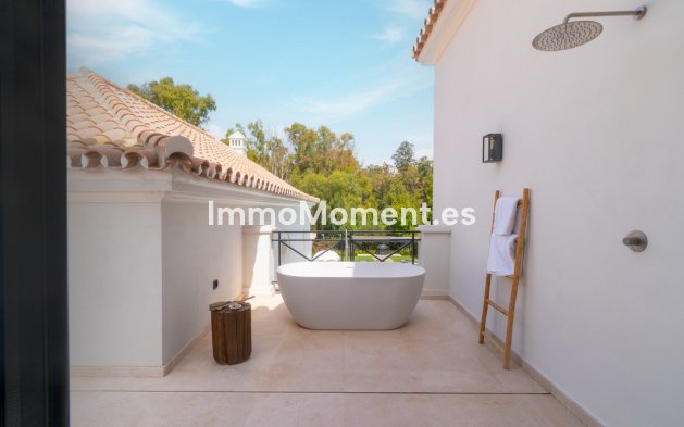 Resale - Detached villa - Marbella - Nueva Andalucía