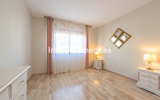 Resale - Apartment - Marbella - San Pedro de Alcántara