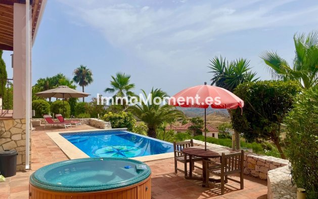 Bestaande woning - Vrijstaande villa - Mijas - Valtocado