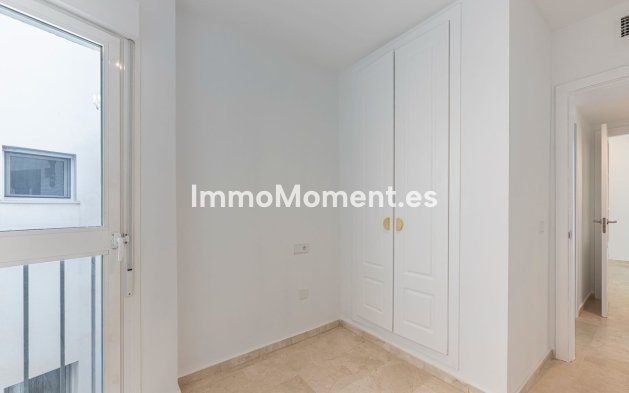 Bestaande woning - Appartement - Estepona  - Cancelada