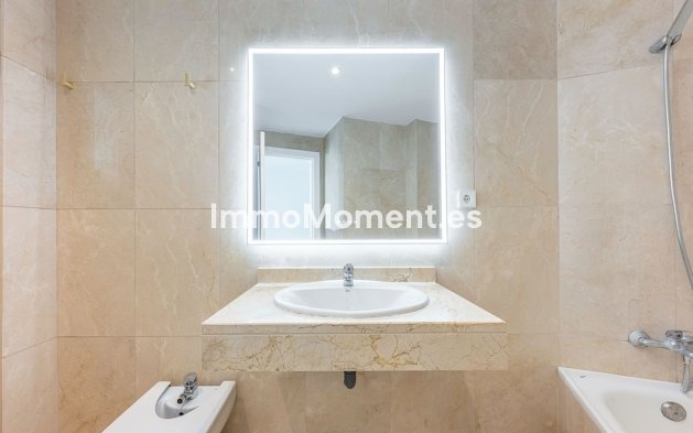 Bestaande woning - Appartement - Estepona  - Cancelada