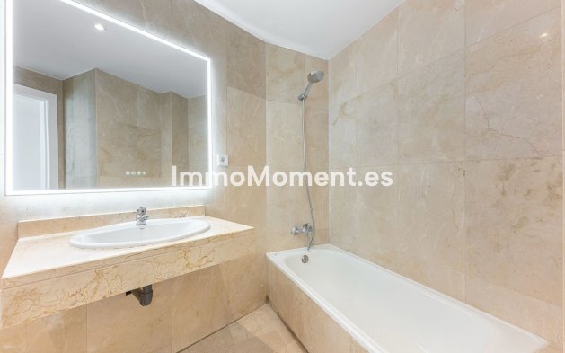 Bestaande woning - Appartement - Estepona  - Cancelada