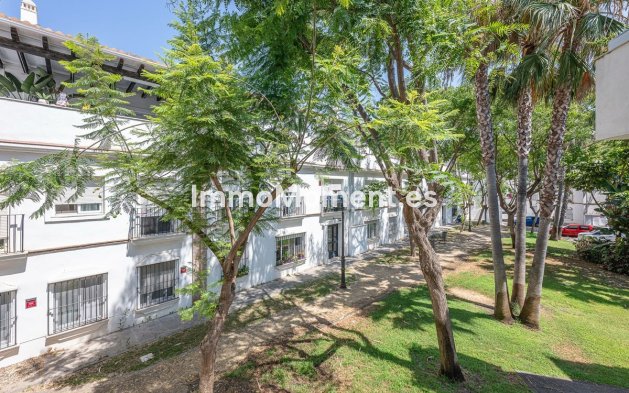 Bestaande woning - Appartement - Estepona  - Cancelada