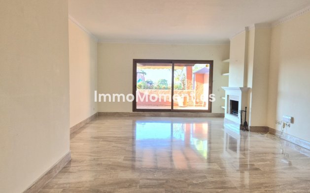 Resale - Apartment - Marbella - Guadalmina Baja