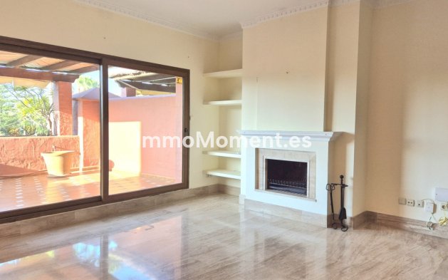 Resale - Apartment - Marbella - Guadalmina Baja