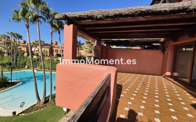 Resale - Apartment - Marbella - Guadalmina Baja