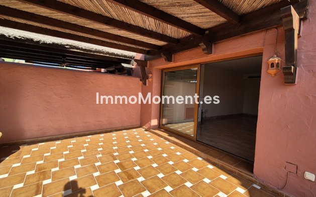 Resale - Apartment - Marbella - Guadalmina Baja