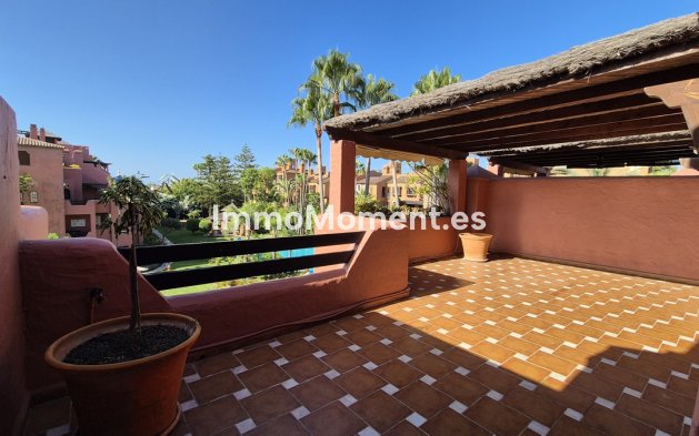 Resale - Apartment - Marbella - Guadalmina Baja