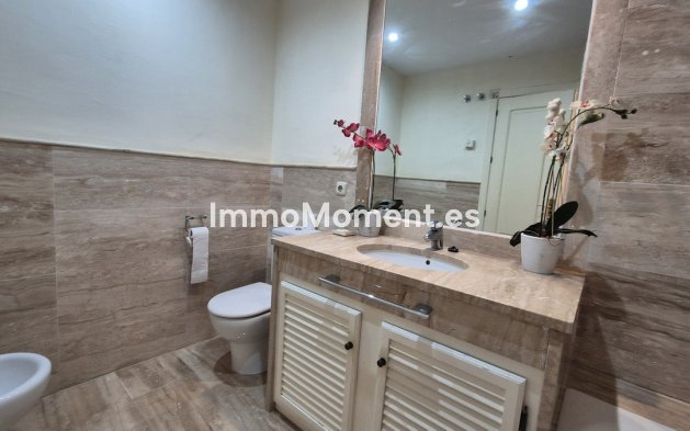 Resale - Apartment - Marbella - Guadalmina Baja