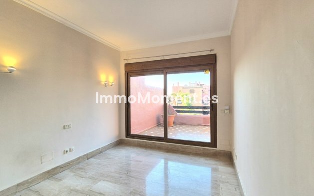 Resale - Apartment - Marbella - Guadalmina Baja
