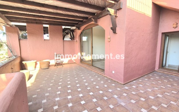 Resale - Apartment - Marbella - Guadalmina Baja