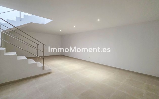 Resale - Detached villa - Manilva - La Duquesa