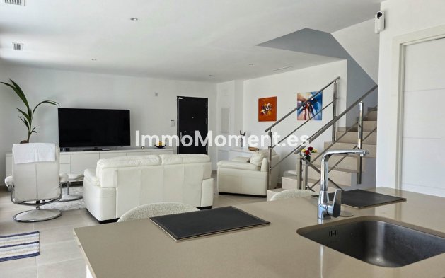 Resale - Detached villa - Manilva - La Duquesa