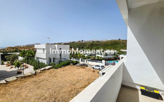 Resale - Detached villa - Manilva - La Duquesa