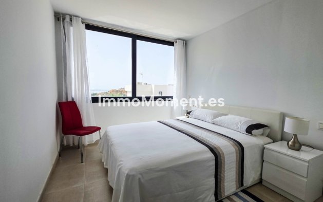 Resale - Detached villa - Manilva - La Duquesa