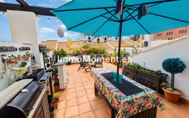 Bestaande woning - Rijtjeshuis - Estepona  - Estepona Centro