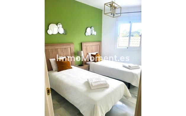 Reventa - Adosado - Estepona  - Benamara