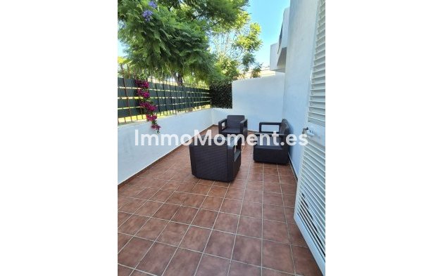Reventa - Adosado - Estepona  - Benamara