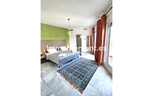 Reventa - Adosado - Estepona  - Benamara