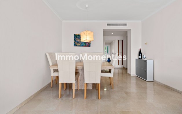 Resale - Apartment - Benahavís - Benahavís Centro