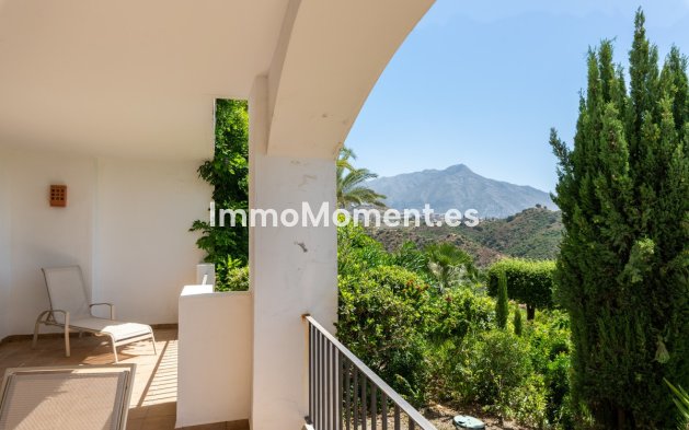 Resale - Apartment - Benahavís - Benahavís Centro