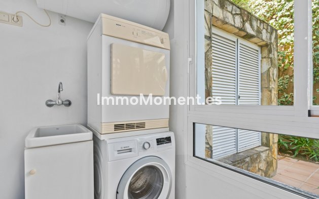 Resale - Apartment - Benahavís - Benahavís Centro