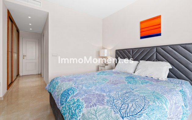 Resale - Apartment - Benahavís - Benahavís Centro