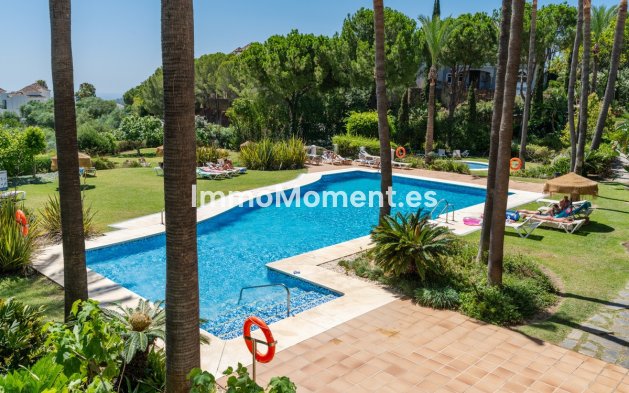 Resale - Apartment - Benahavís - Benahavís Centro