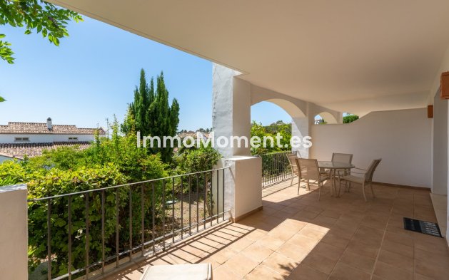 Resale - Apartment - Benahavís - Benahavís Centro