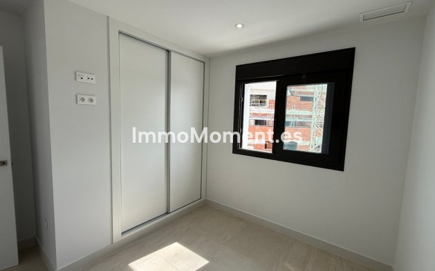 Resale - Apartment - Torrevieja - Torrevieja Centro