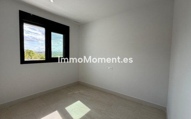 Resale - Apartment - Torrevieja - Torrevieja Centro