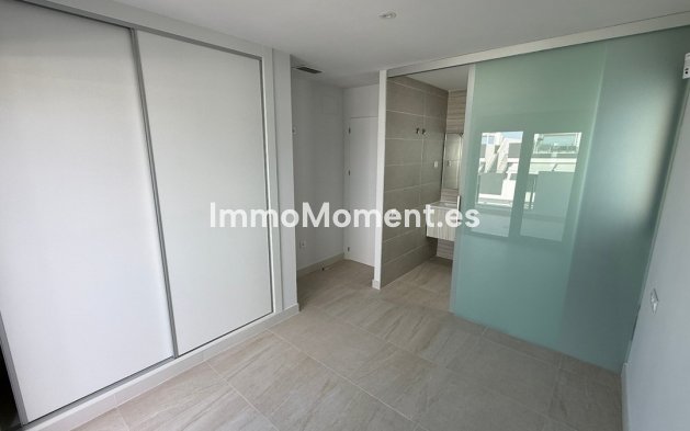 Resale - Apartment - Torrevieja - Torrevieja Centro