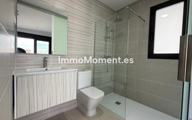 Resale - Apartment - Torrevieja - Torrevieja Centro