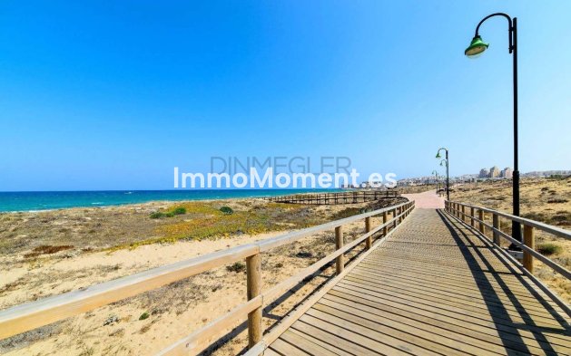 Resale - Apartment - Torrevieja - La Mata