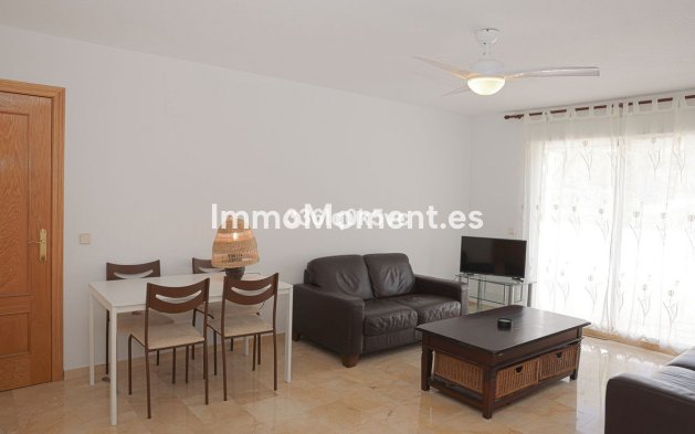 Resale - Apartment - Benahavís - Benahavís Centro