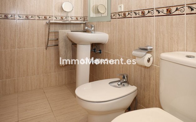 Resale - Apartment - Benahavís - Benahavís Centro