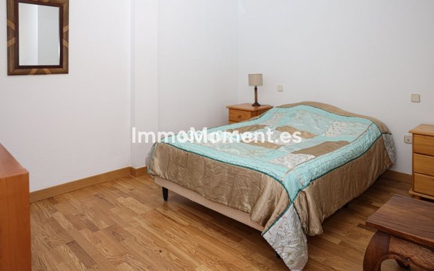 Resale - Apartment - Benahavís - Benahavís Centro
