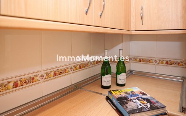 Resale - Apartment - Benahavís - Benahavís Centro