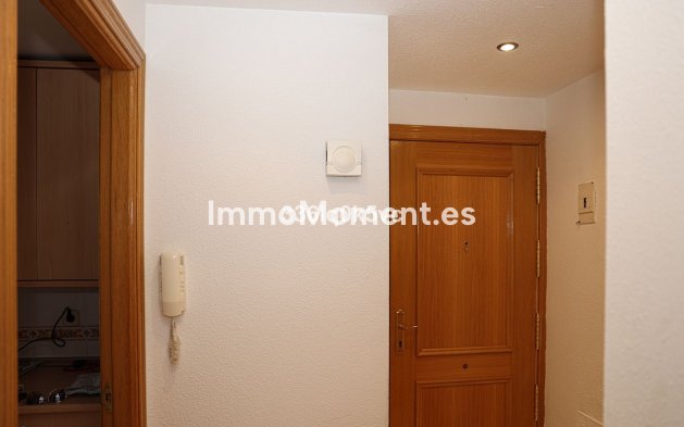 Resale - Apartment - Benahavís - Benahavís Centro