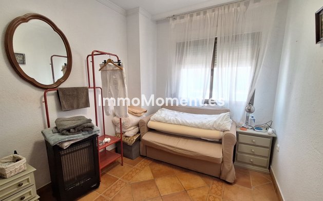 Wiederverkauf - Freistehende Villa - Estepona  - Estepona Centro