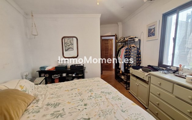 Wiederverkauf - Freistehende Villa - Estepona  - Estepona Centro