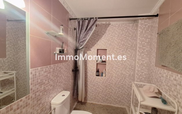 Wiederverkauf - Freistehende Villa - Estepona  - Estepona Centro
